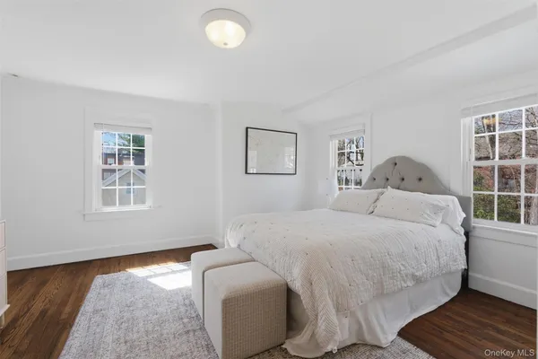 $1,275,000 | 32 Kingsbury Road, New Rochelle, NY 10804