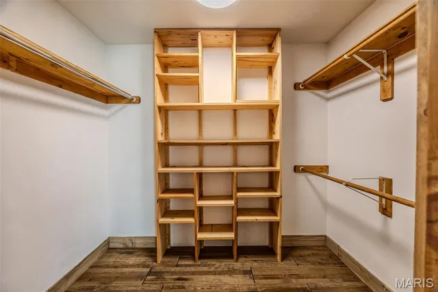 $585,000 | 20250 Crabapple Road, Lebanon, MO 65536