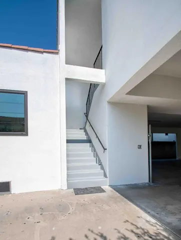 $3,200 | 3185 Larga Avenue, Unit C, Los Angeles, CA 90039