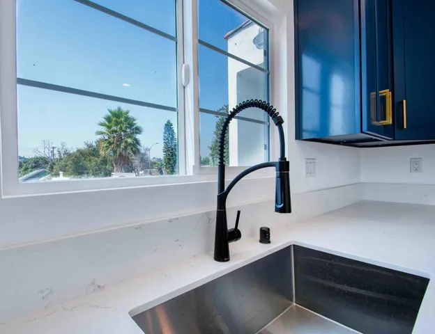 $3,200 | 3185 Larga Avenue, Unit C, Los Angeles, CA 90039