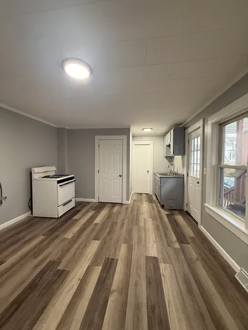 $1,800 | 149 Charlton Street, Unit 1, Southbridge, MA 01550