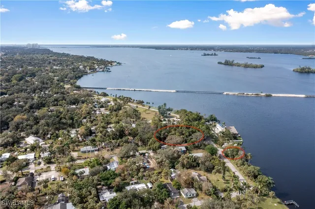 $349,900 | 4836-4836 East Riverside Drive, Fort Myers, FL 33905