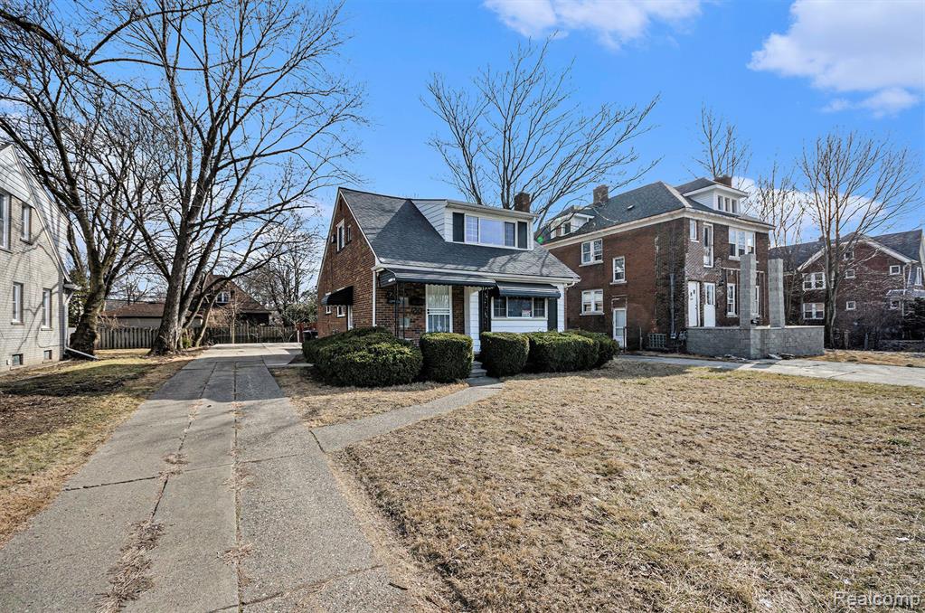 428 Alter Road Detroit, MI 48215 - Photo 5 of 32