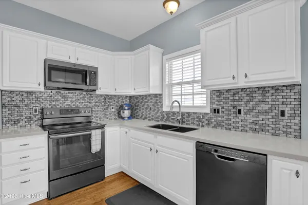 $405,000 | 1426 Chadwick Shores Drive, Sneads Ferry, NC 28460