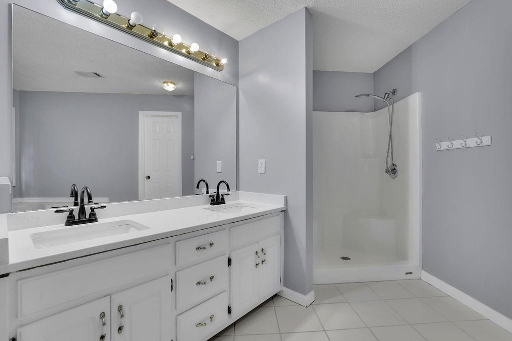 2465 Chandler Road Grayson, GA 30017 - Photo 23 of 48