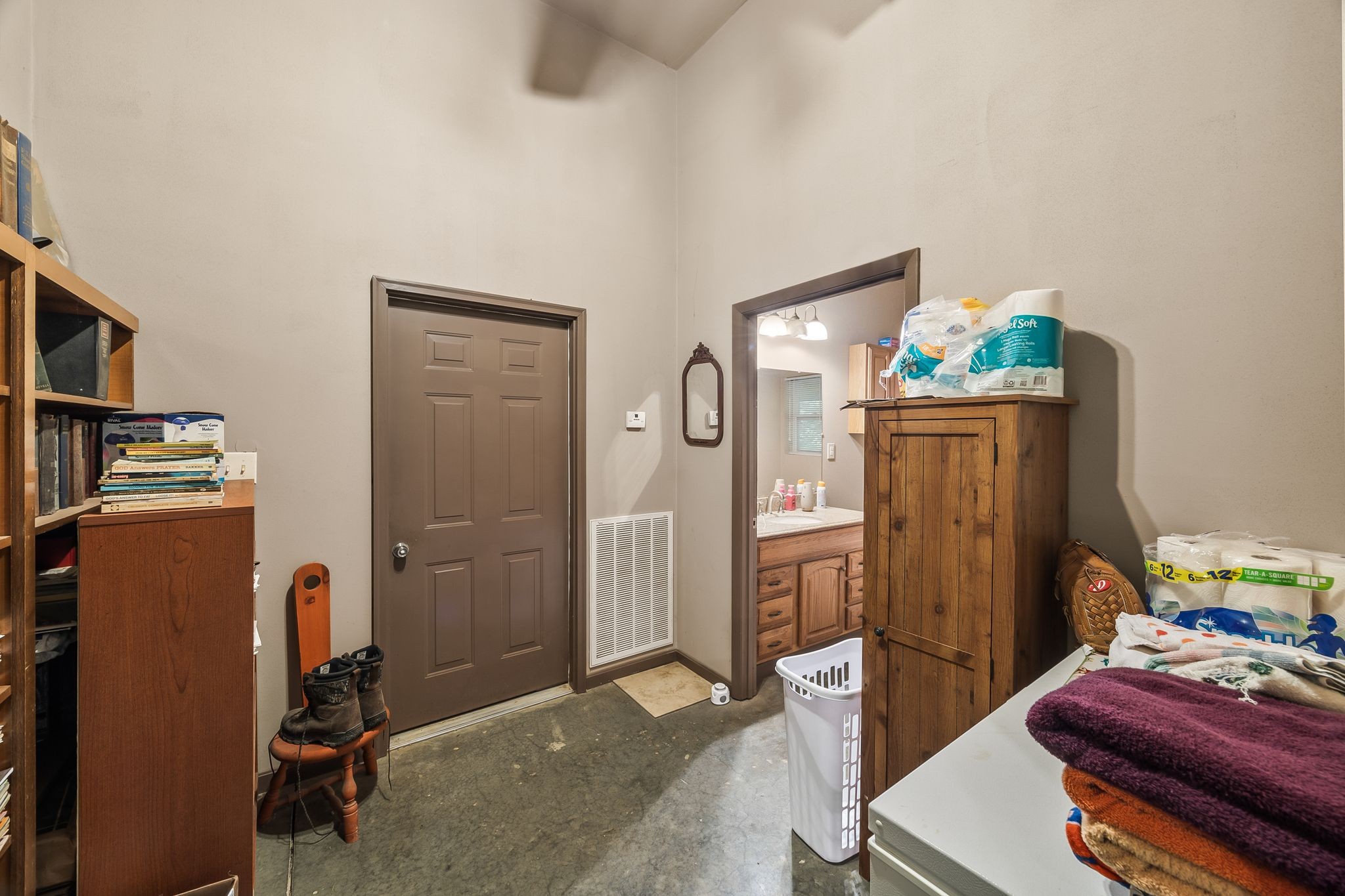 1582 Hellsneck Road Waverly, TN 37185 - Photo 12 of 72