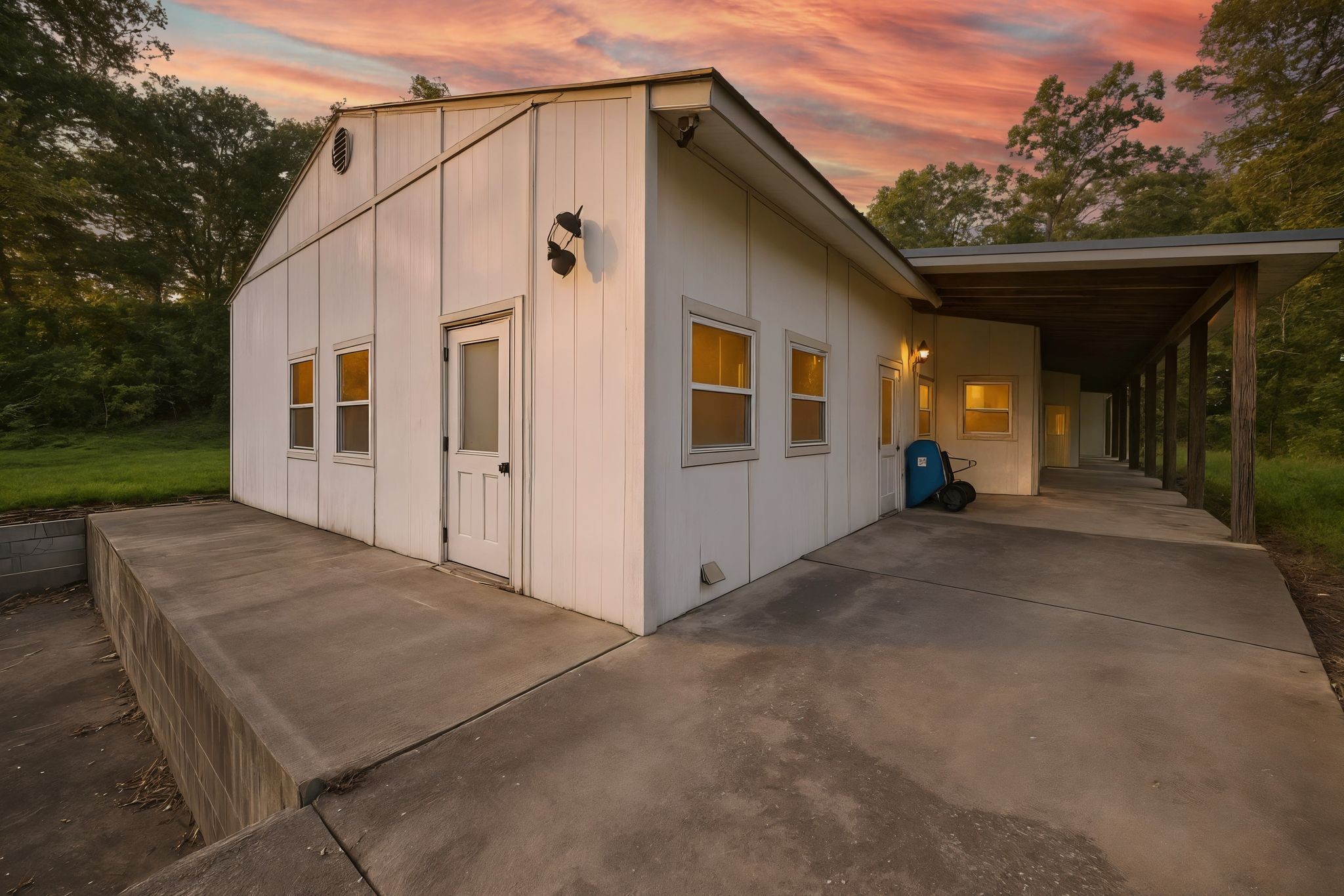 1582 Hellsneck Road Waverly, TN 37185 - Photo 20 of 72