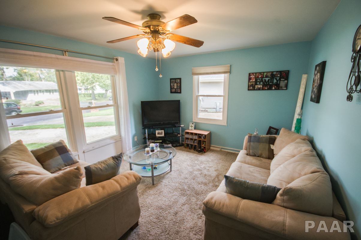 5206 North Ronald Road Peoria, IL 61614 - Photo 5 of 22 Gallery Image 5