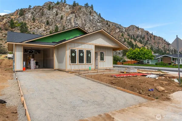 $445,000 | 14898 Red Delicious Street, Entiat, WA 98822