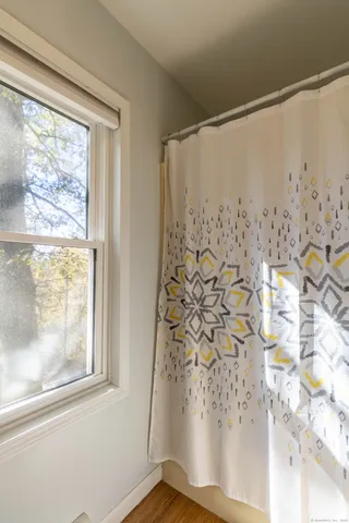 $3,495 | 26 Firetown Road, Simsbury, CT 06070