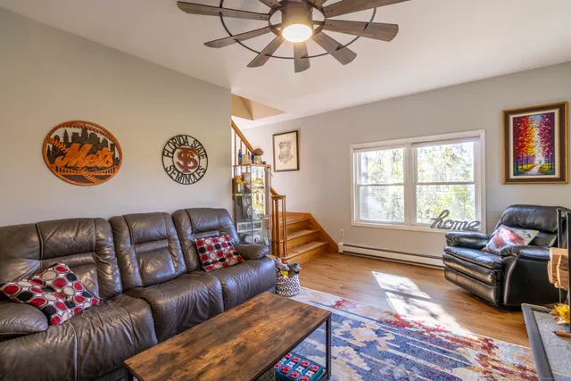 $3,495 | 26 Firetown Road, Simsbury, CT 06070