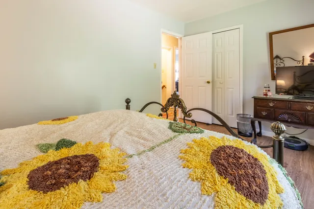 $3,495 | 26 Firetown Road, Simsbury, CT 06070