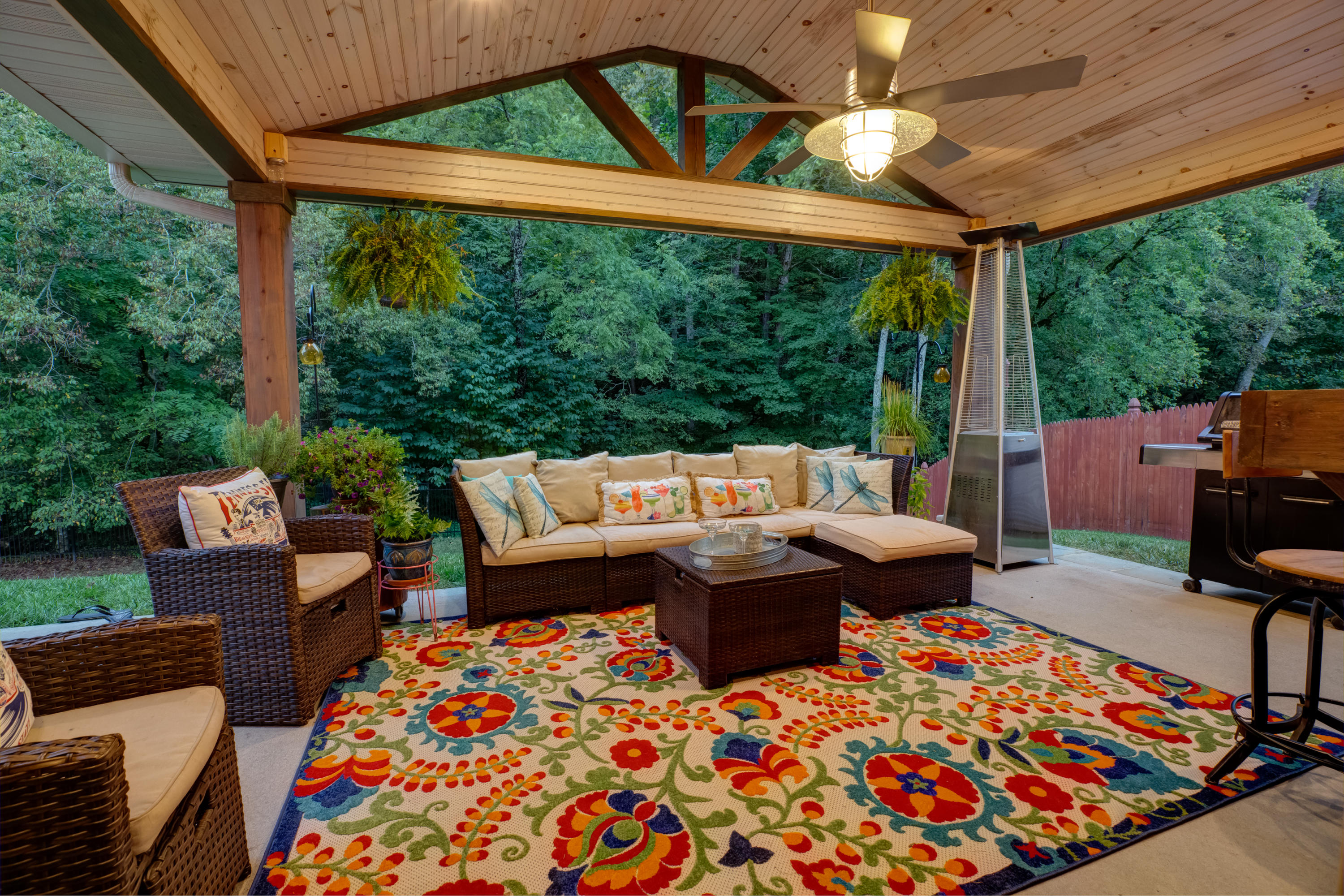 11724 Edison Road Knoxville, TN 37932 - Photo 3 of 39 Backyard oasis