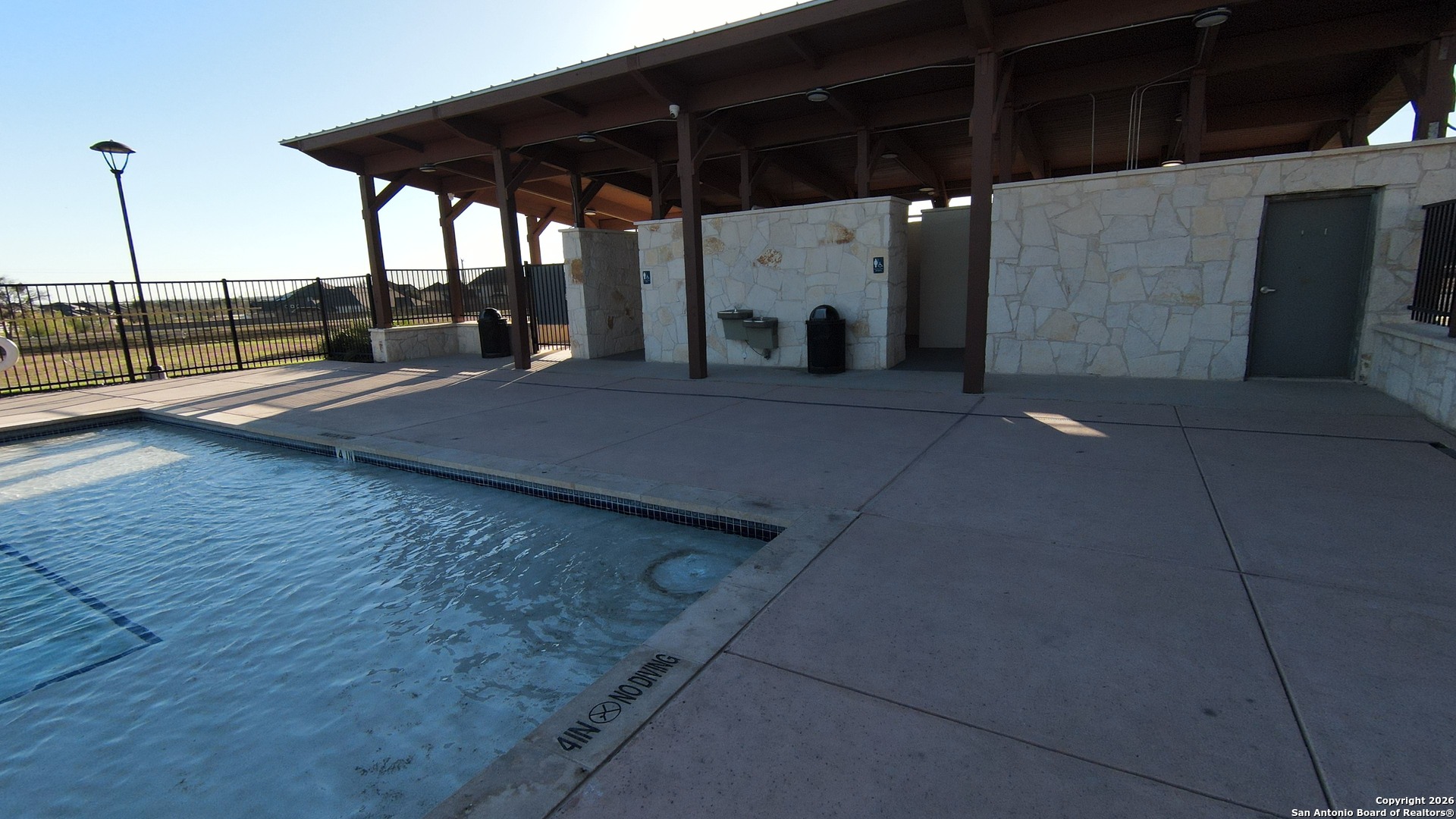 8949 Elizabeth Park Converse, TX 78109 - Photo 32 of 35 a view of outdoor space