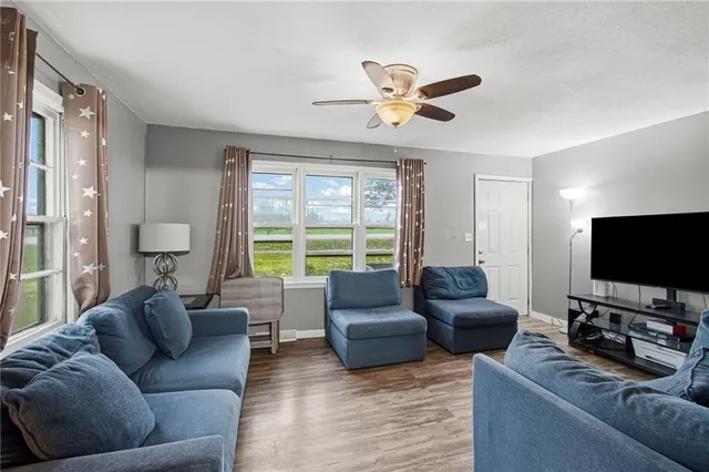 $225,000 | 29402 D Highway, Lawson, MO 64062