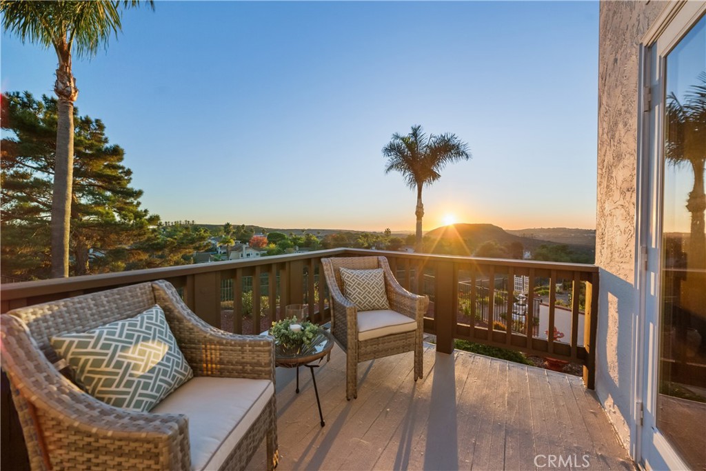 5056 Nighthawk Way Oceanside, CA 92056 - Photo 5 of 54