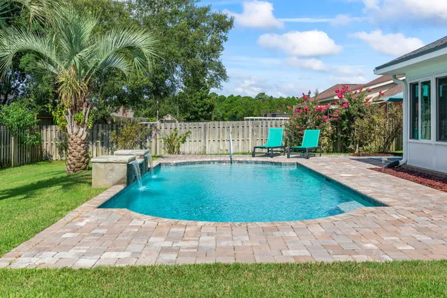 $569,000 | 1530 Woodlawn Way, Gulf Breeze, FL 32563