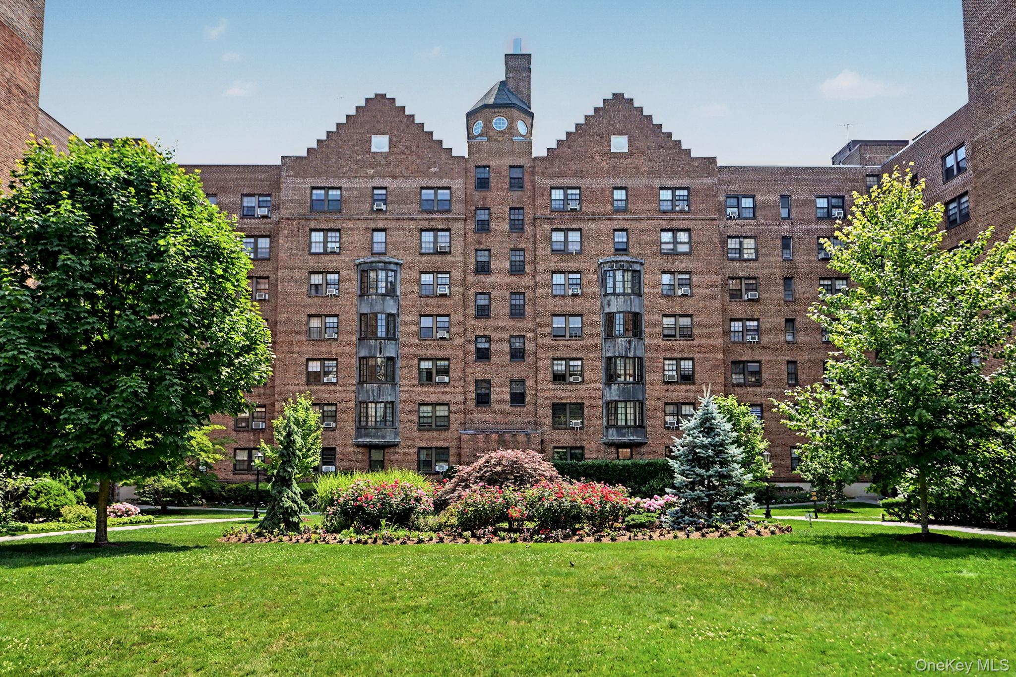 192 Garth Road, Unit TM Scarsdale, NY 10583 - Photo 30 of 34