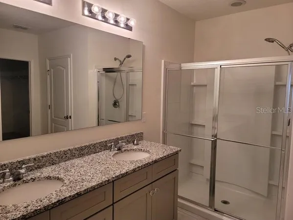 $2,500 | 376 Tanglewood Drive, Davenport, FL 33896
