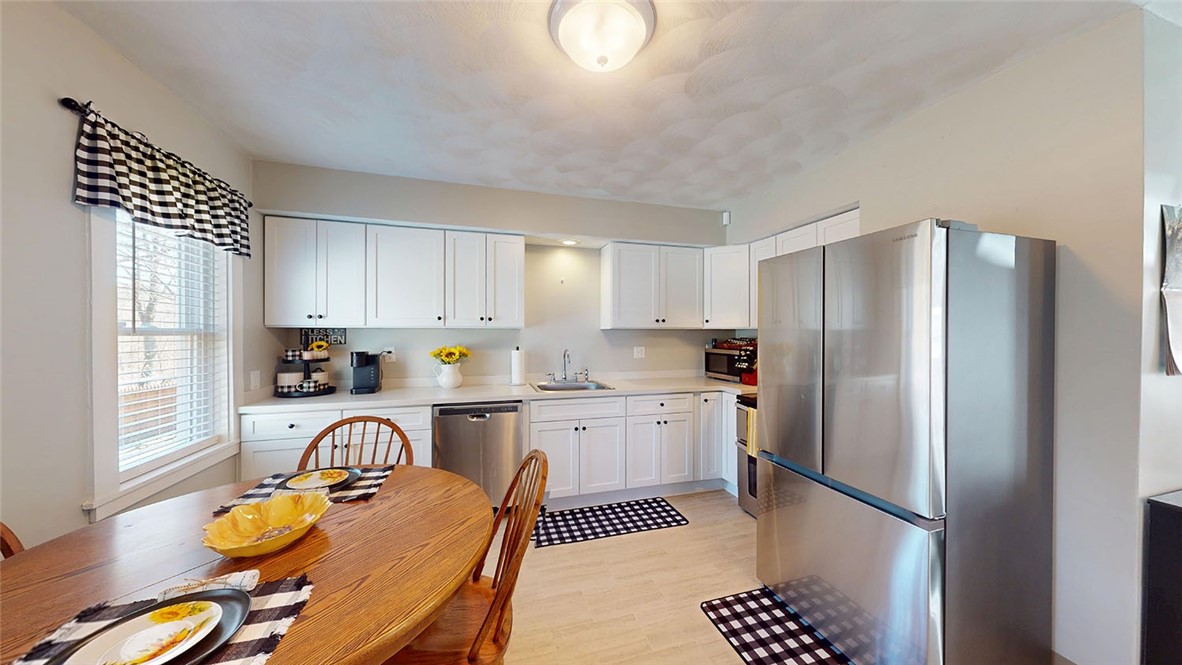 14 Mill Street Scituate, RI 02831 - Photo 6 of 39