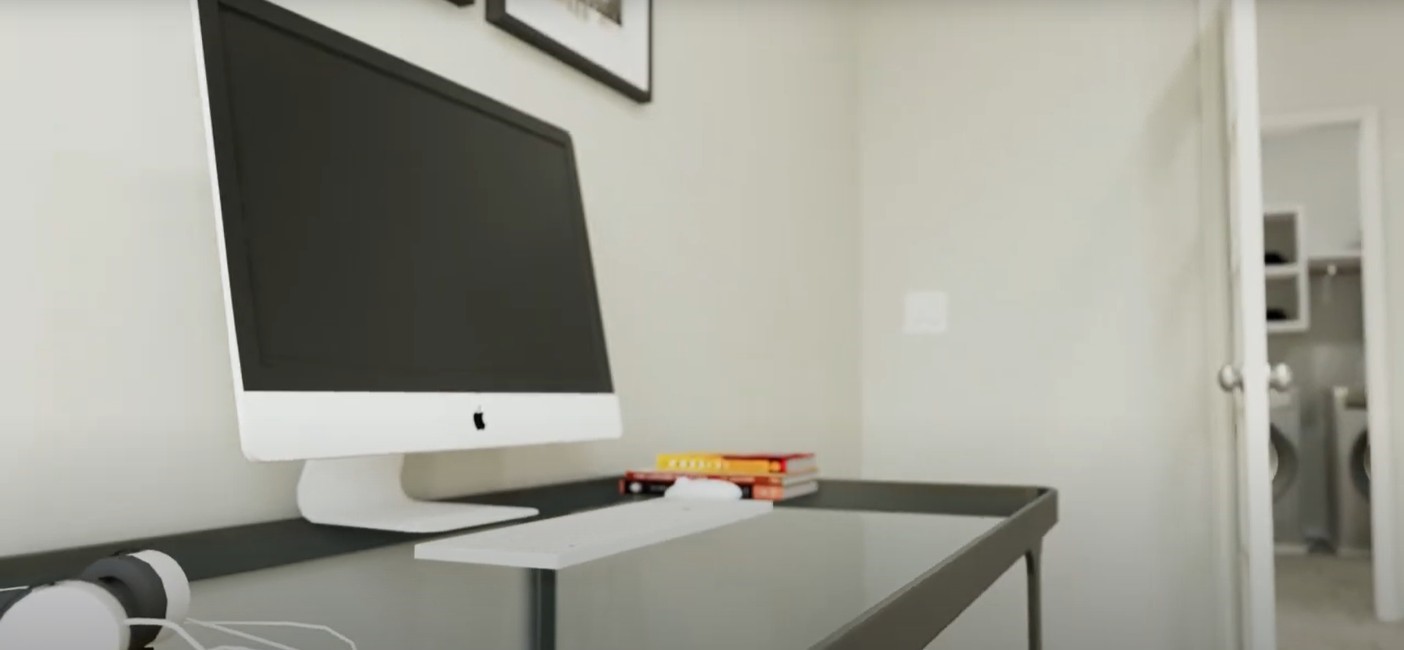 8223 Holly Blue Drive Rosharon, TX 77583 - Photo 31 of 48 a bathroom with a sink and a mirror