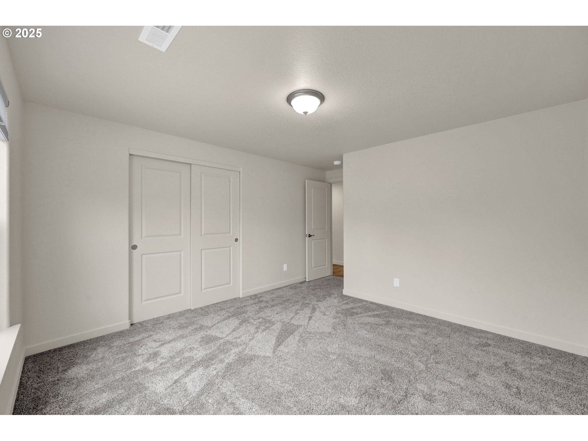 1632 Dotie Drive Springfield, OR 97477 - Photo 21 of 29 a view of an empty room