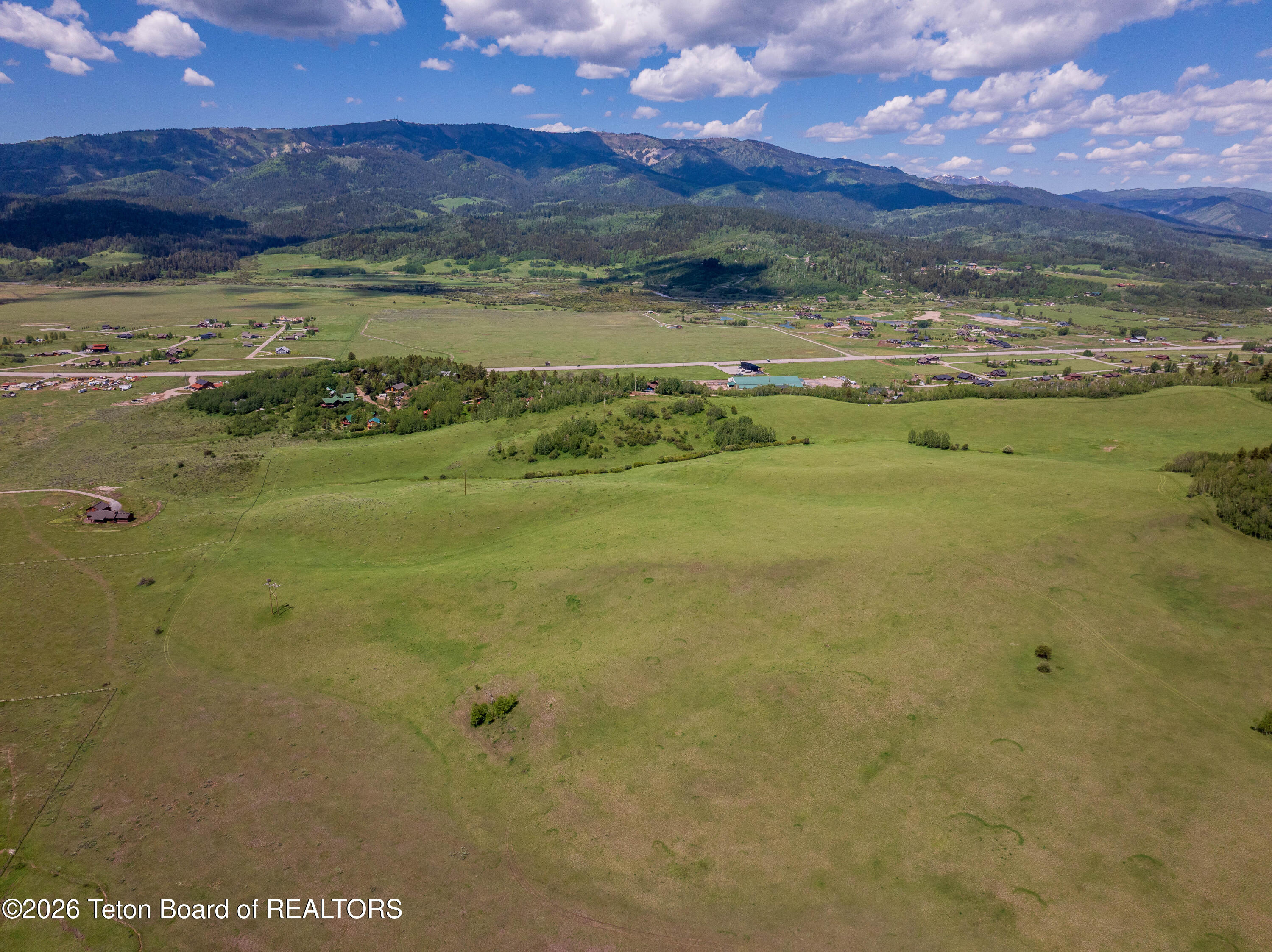 Falcon Drive Alpine, WY 83128 - Photo 5 of 18 DJI_20260601115300_0020_D