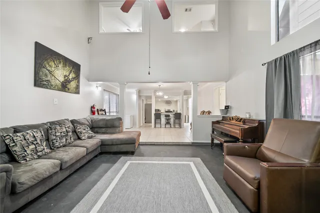 $263,000 | 6122 Gallant Forest Drive, Houston, TX 77088