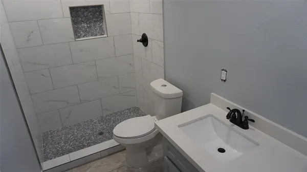 $1,990 | 4222 Cicada Lane, Houston, TX 77039
