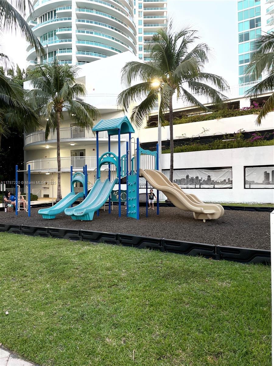 2101 Brickell Avenue, Unit 502 Miami, FL 33129 - Photo 14 of 24