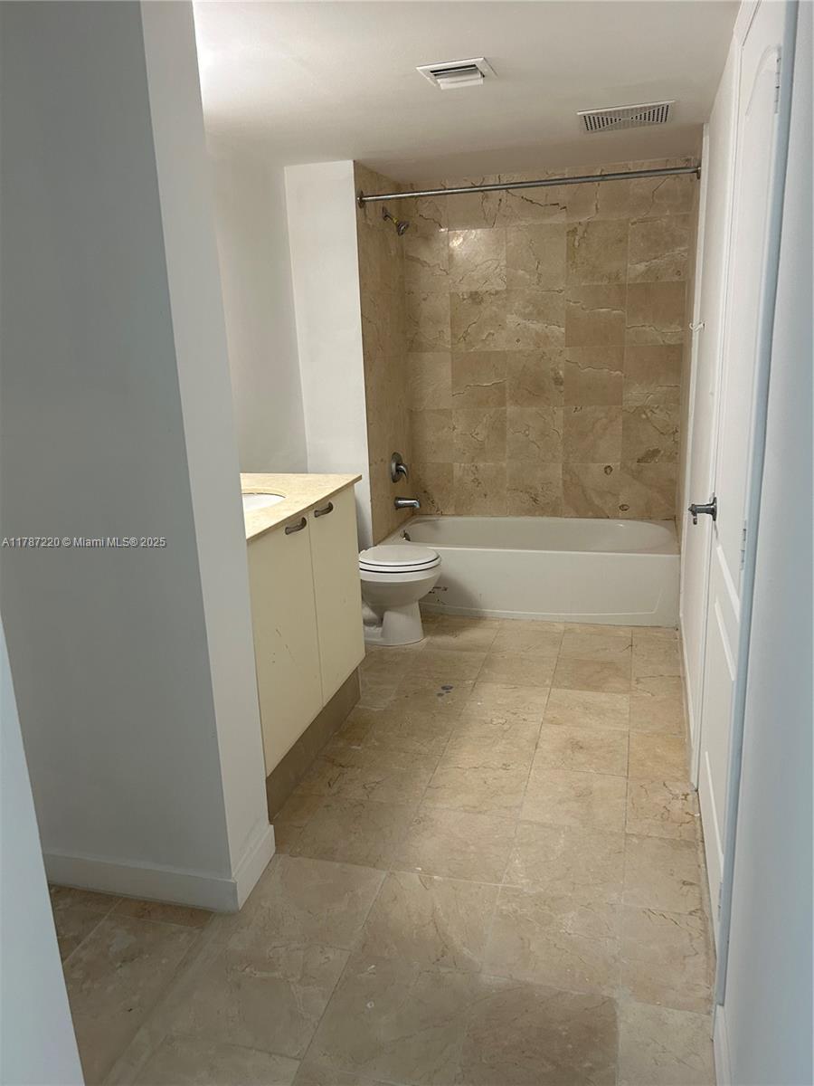 2101 Brickell Avenue, Unit 502 Miami, FL 33129 - Photo 15 of 24