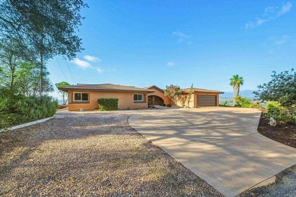 30603 Roadrunner Ridge Valley Center, CA 92082 - Photo 6 of 58