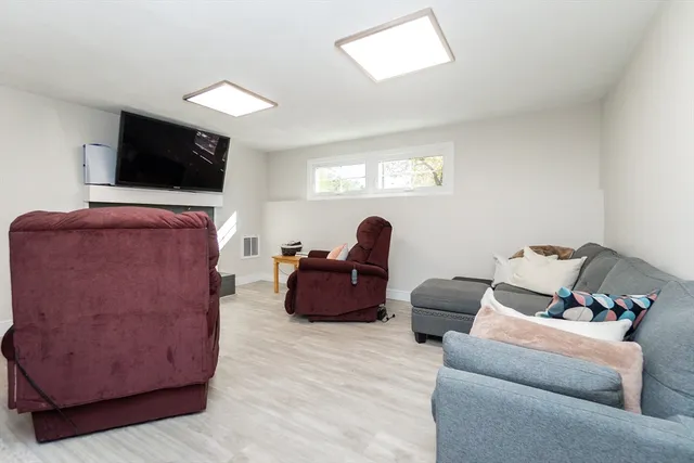 $865,000 | 8 Sawyer Avenue, Canton, MA 02021