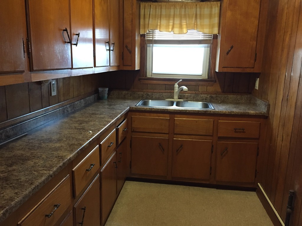 79 Grant Street Fall River, MA 02721 - Photo 11 of 30 Gallery Image 11