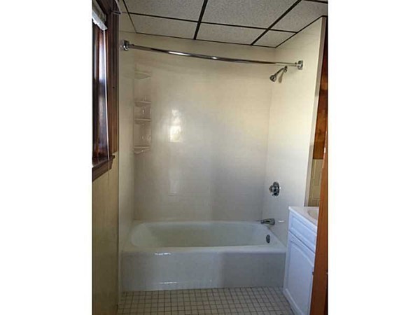 79 Grant Street Fall River, MA 02721 - Photo 15 of 30 Gallery Image 15