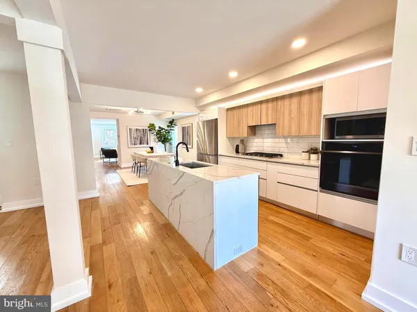 $9,450 | 310 South Alfred Street, Alexandria, VA 22314