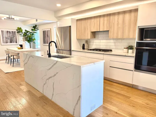 $9,450 | 310 South Alfred Street, Alexandria, VA 22314