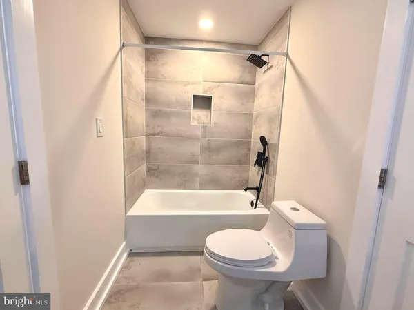 $9,450 | 310 South Alfred Street, Alexandria, VA 22314