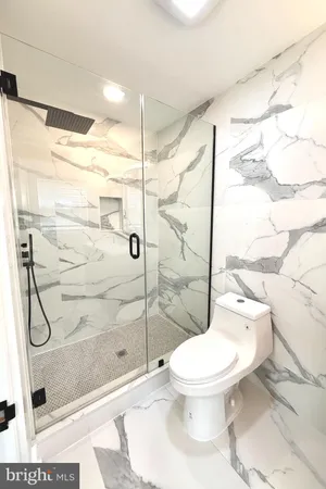 $9,450 | 310 South Alfred Street, Alexandria, VA 22314