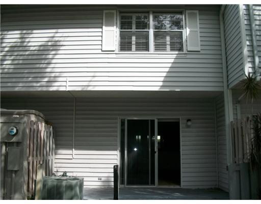 215 Southwest 3rd Street, Unit 215 Pompano Beach, FL 33060 - Photo 6 of 10 Exterior Front
