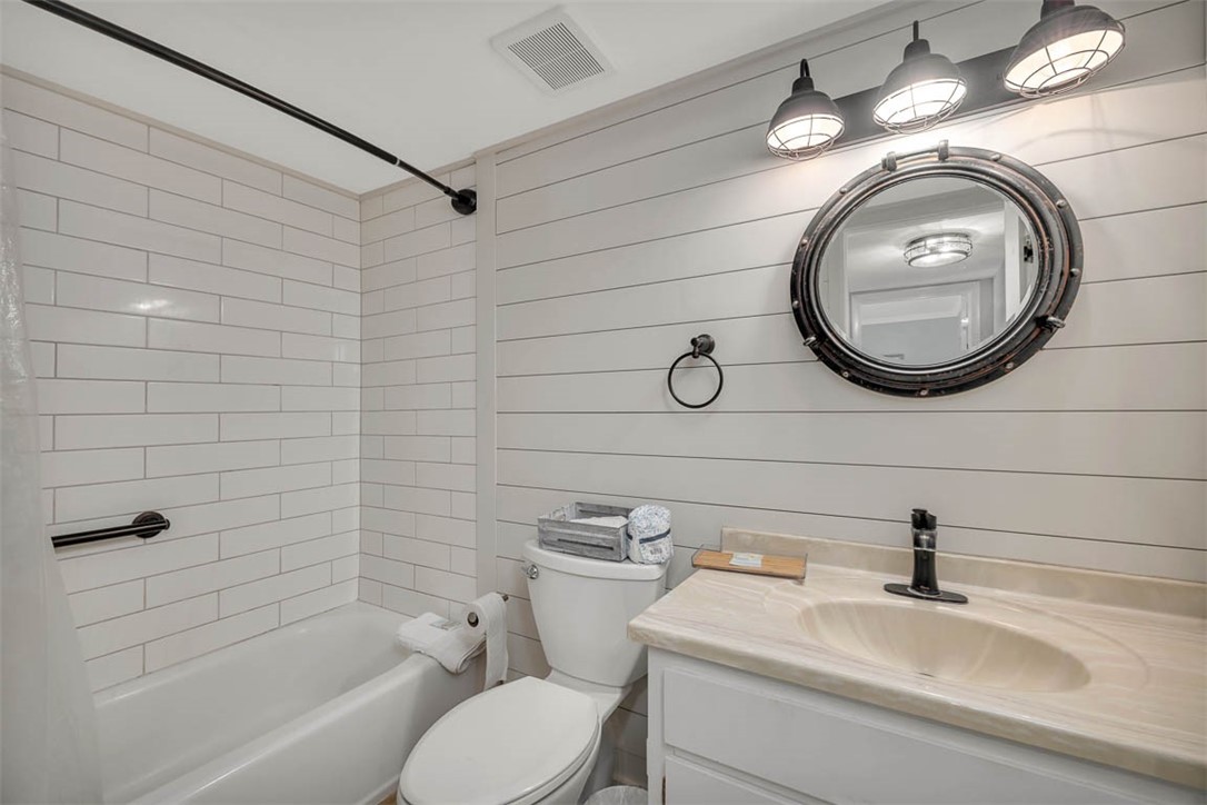 1524 Wood Avenue, Unit 214 St. Simons Island, GA 31522 - Photo 15 of 38