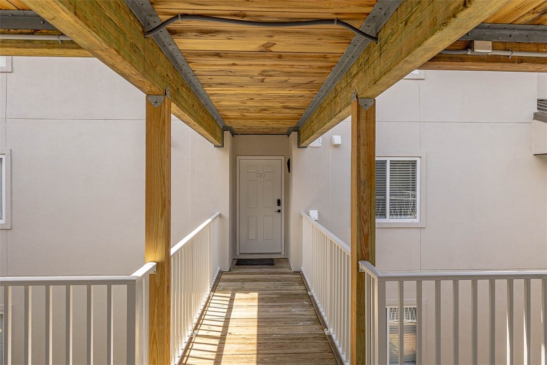 1524 Wood Avenue, Unit 214 St. Simons Island, GA 31522 - Photo 2 of 38