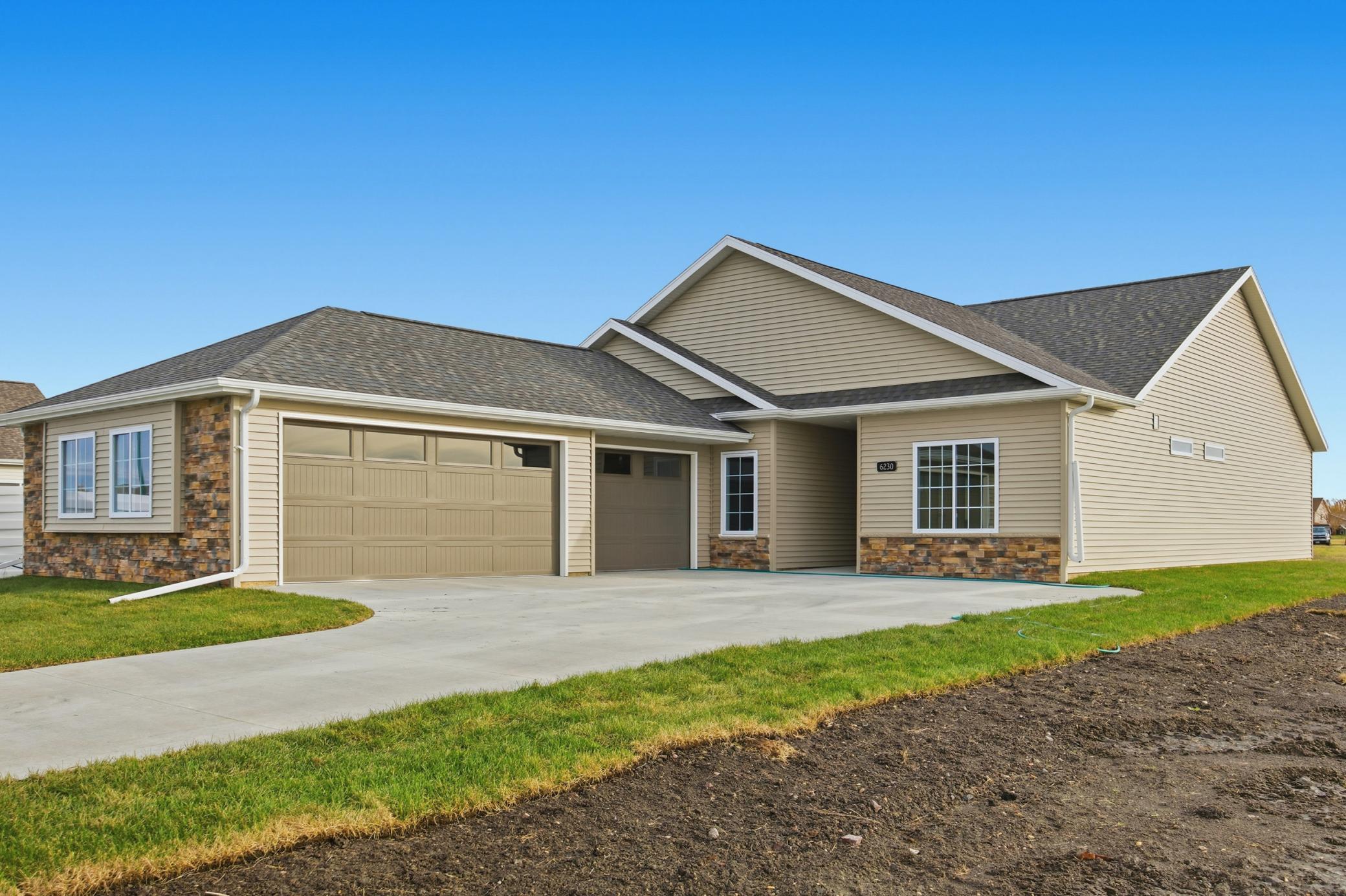 6230 21st Street South Fargo, ND 58104 - Photo 1 of 24