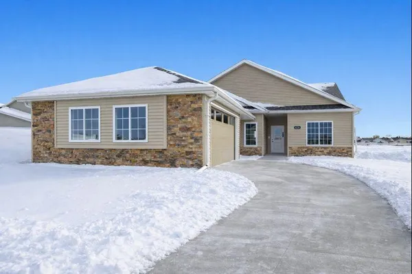 $549,622 | 6230 21st Street South, Fargo, ND 58104