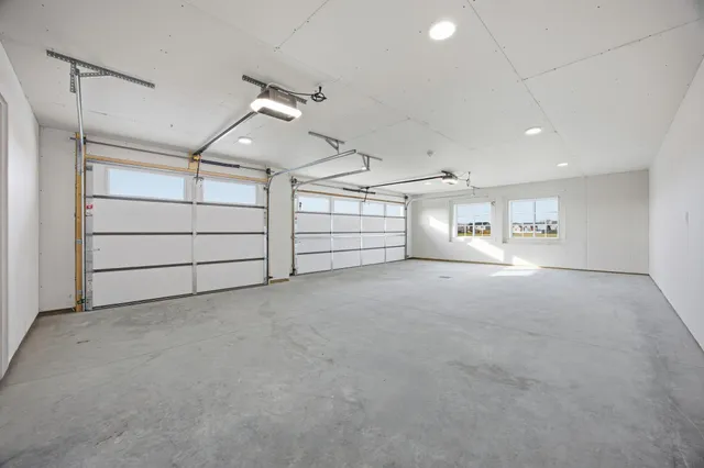 $549,622 | 6230 21st Street South, Fargo, ND 58104