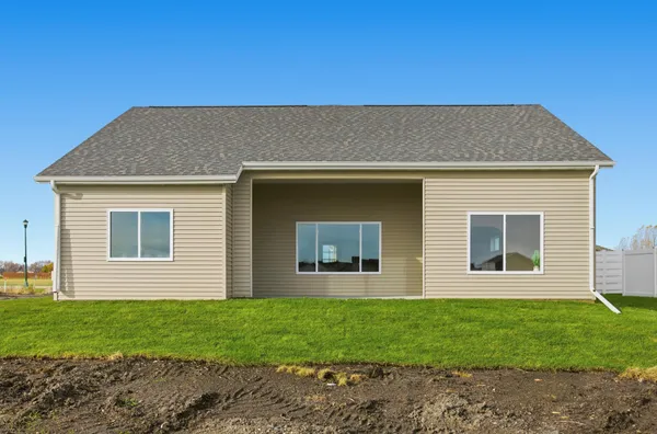 $549,622 | 6230 21st Street South, Fargo, ND 58104