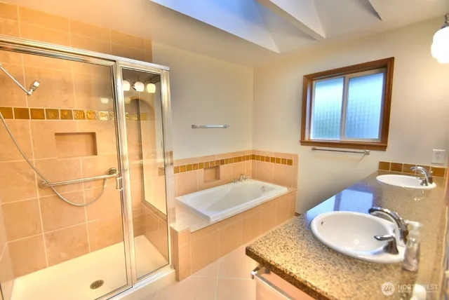 $3,650 | 5227 108th Street Southwest, Mukilteo, WA 98275