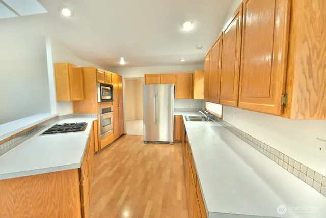 $3,650 | 5227 108th Street Southwest, Mukilteo, WA 98275