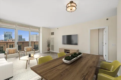 $435,000 | 1111 South Wabash Avenue, Unit 1110, Chicago, IL 60605