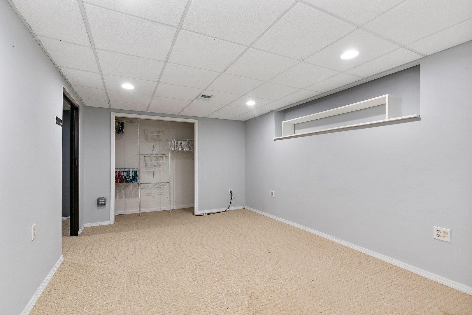 1026 Oak Ridge Road Carpentersville, IL 60110 - Photo 19 of 25 a view of empty room